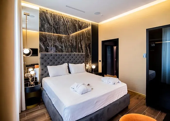 Luxury Rhome Via Della Croce *